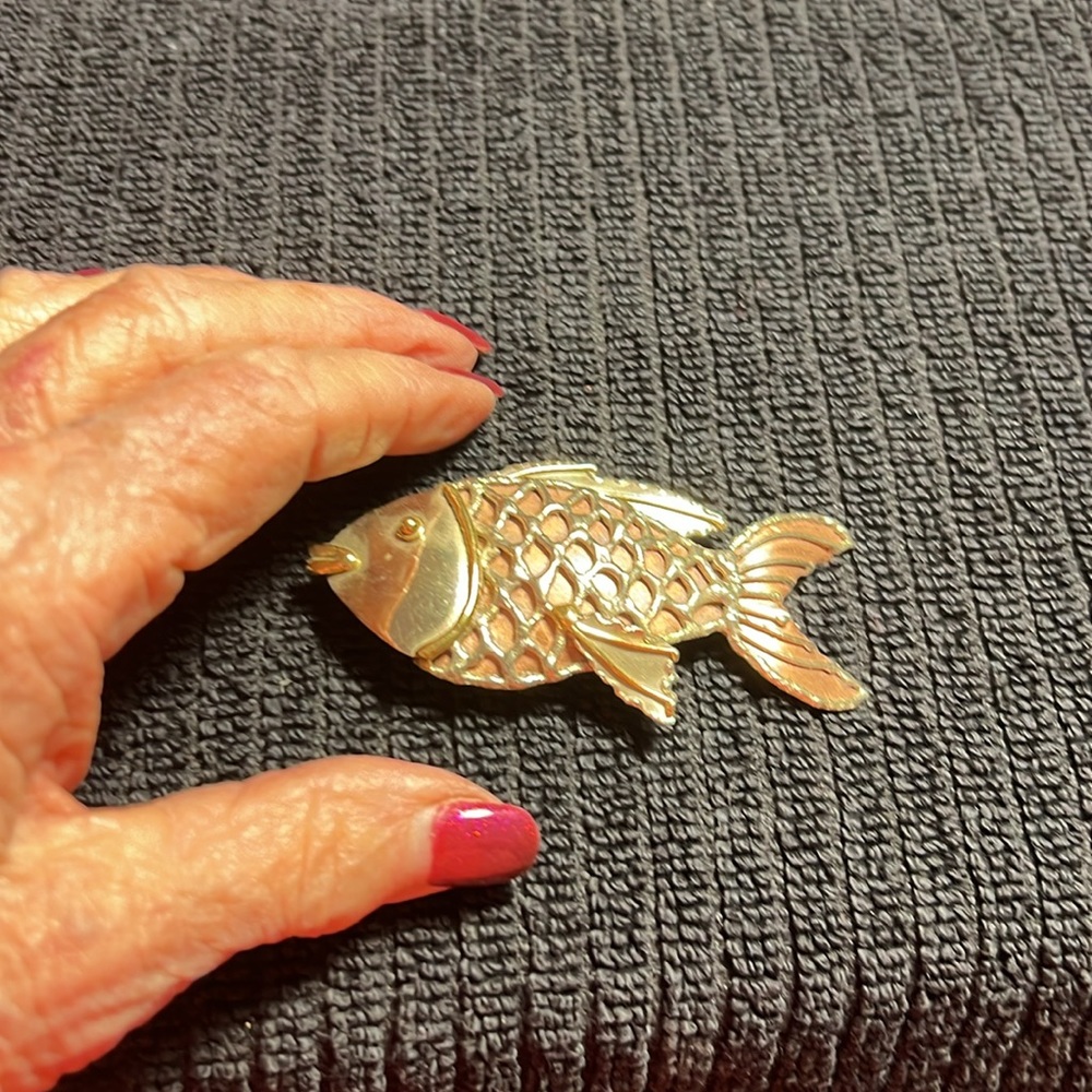Pin - Picture 2 of 2